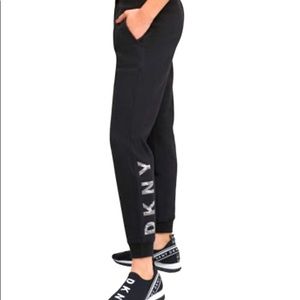 DKNY Joggers (BLK)